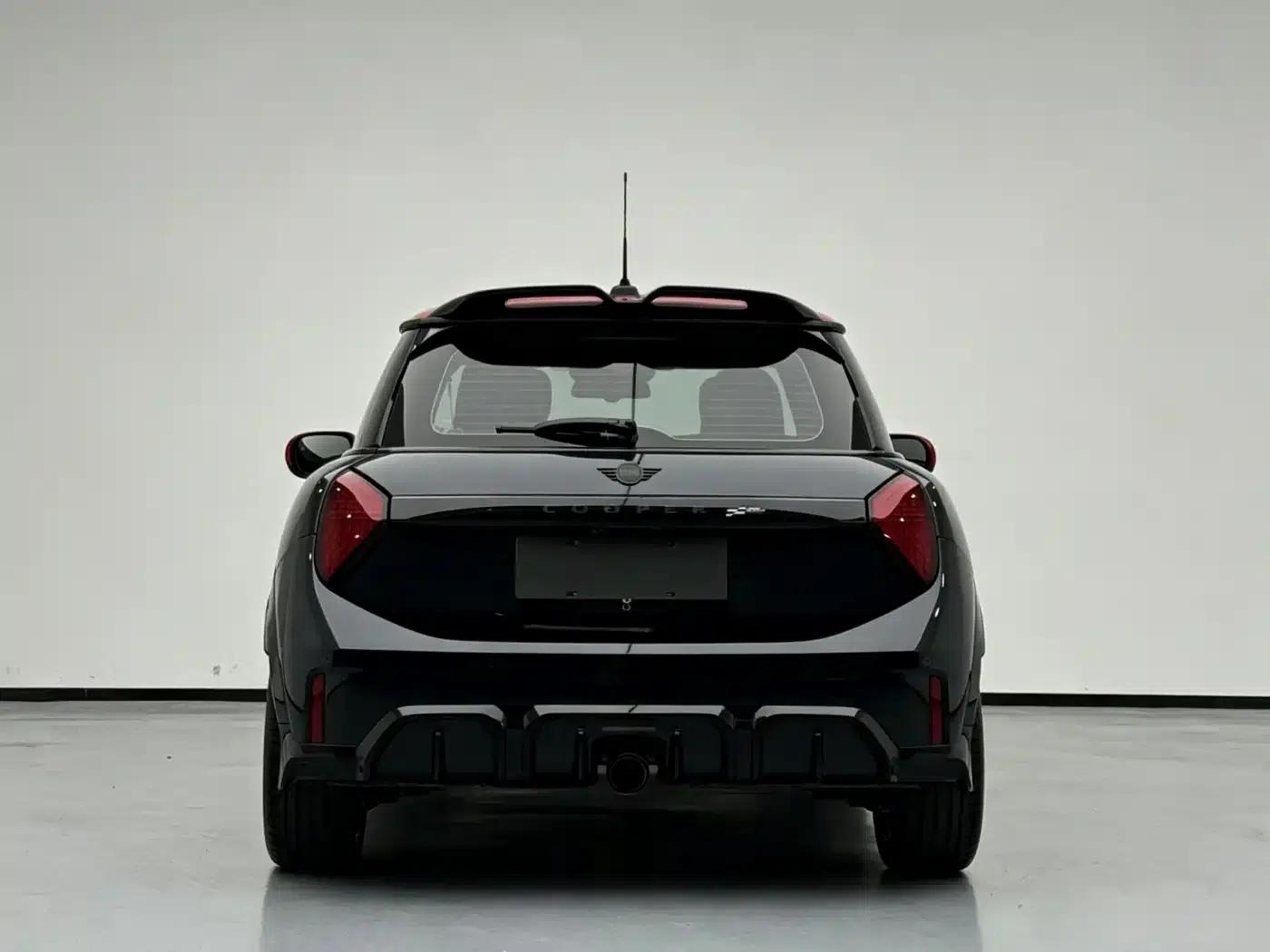 2025 MINI JCW JOHN COOPER WORKS — миниатюра 5