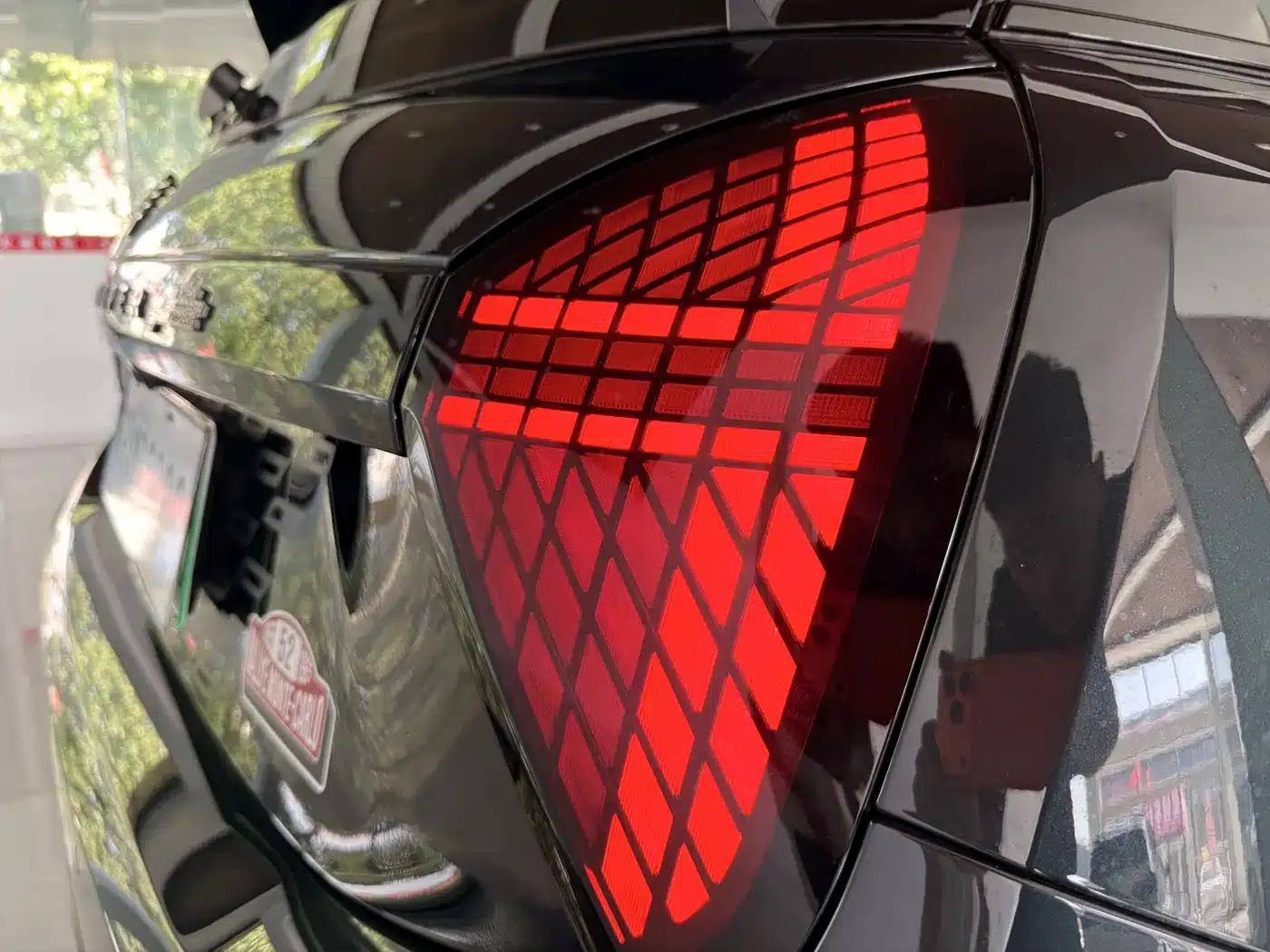 2025 JOHN COOPER WORKS Electric MINI JCW — миниатюра 16