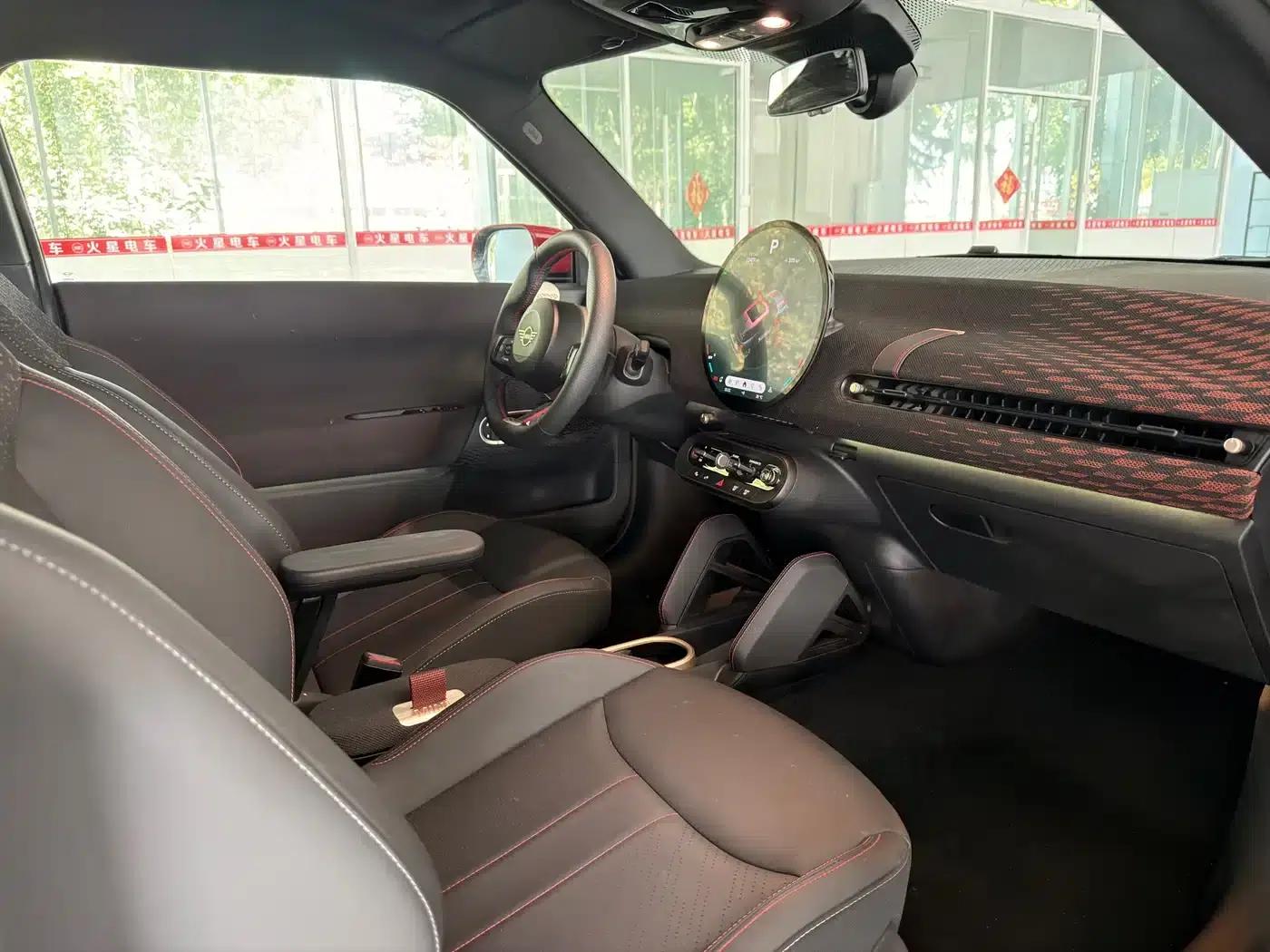 2025 JOHN COOPER WORKS Electric MINI JCW — миниатюра 6