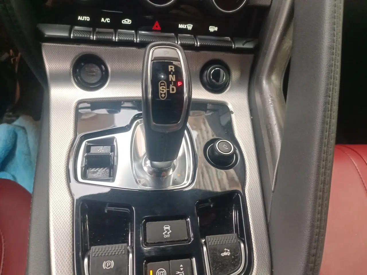 Jaguar F-TYPE 2013 3.0 SC Convertible Edition — миниатюра 15