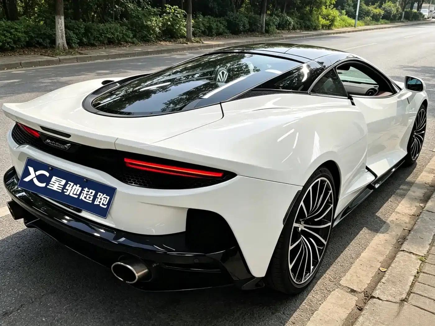 McLaren GT 2022 4.0T Standard Edition — миниатюра 3