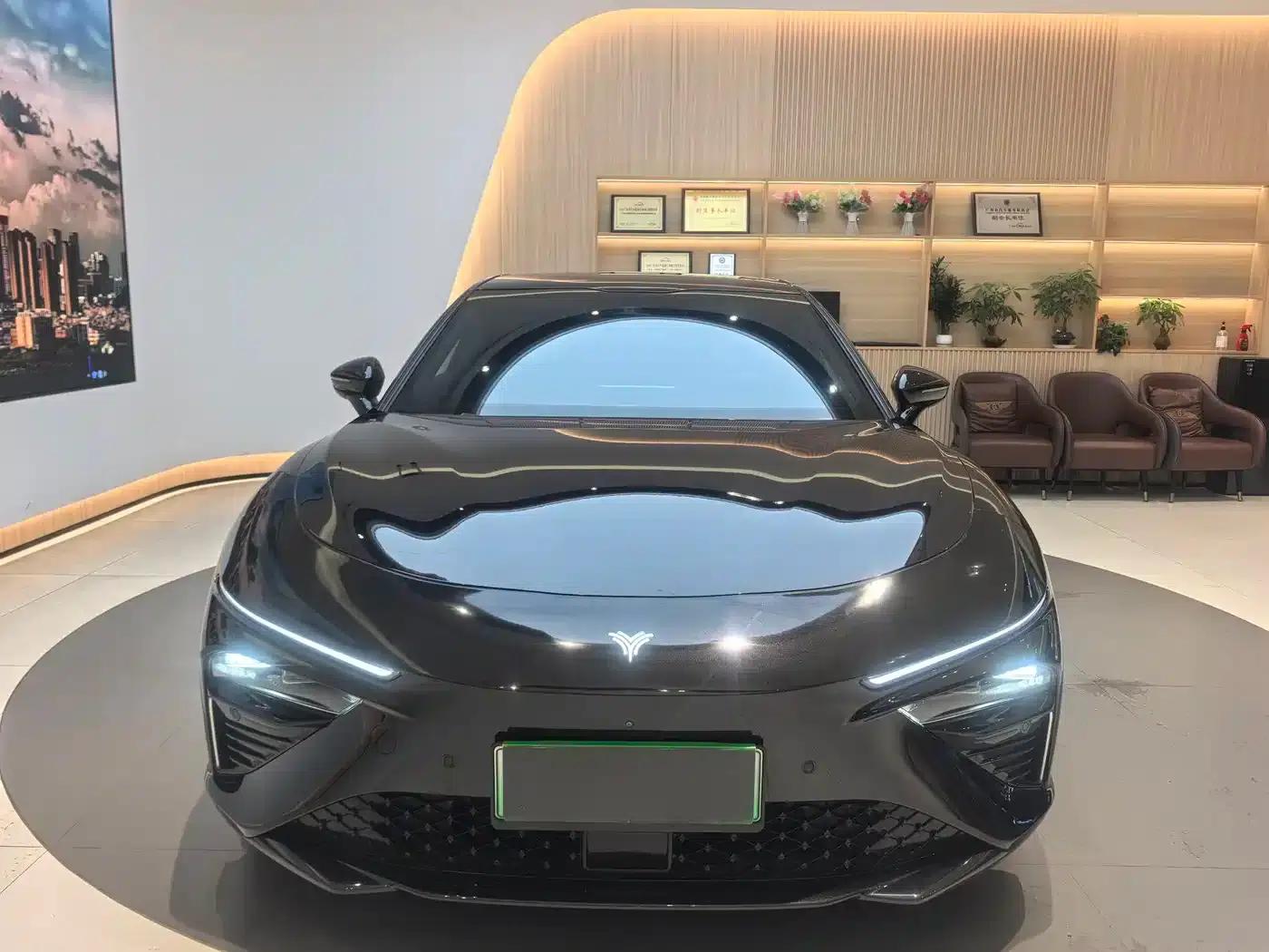Nezha S 2022 Range Extended Edition, 1160km, Rear-Wheel Drive Mid-Range Version — миниатюра 3