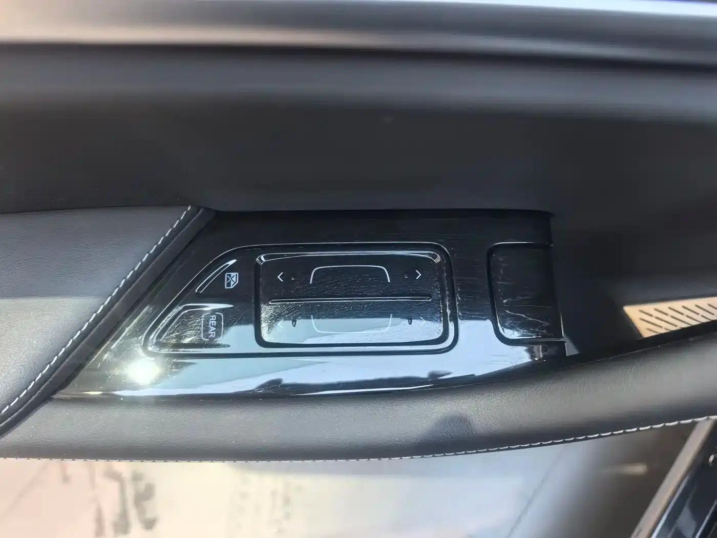 Nezha S 2022 Range Extended Edition, 1160km, Rear-Wheel Drive Mid-Range Version — миниатюра 22