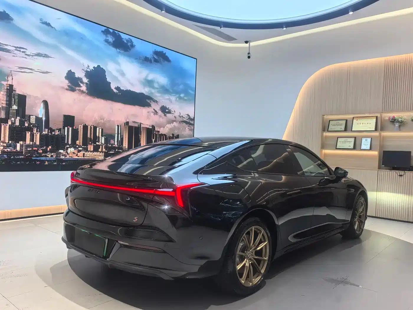 Nezha S 2022 Range Extended Edition, 1160km, Rear-Wheel Drive Mid-Range Version — миниатюра 4