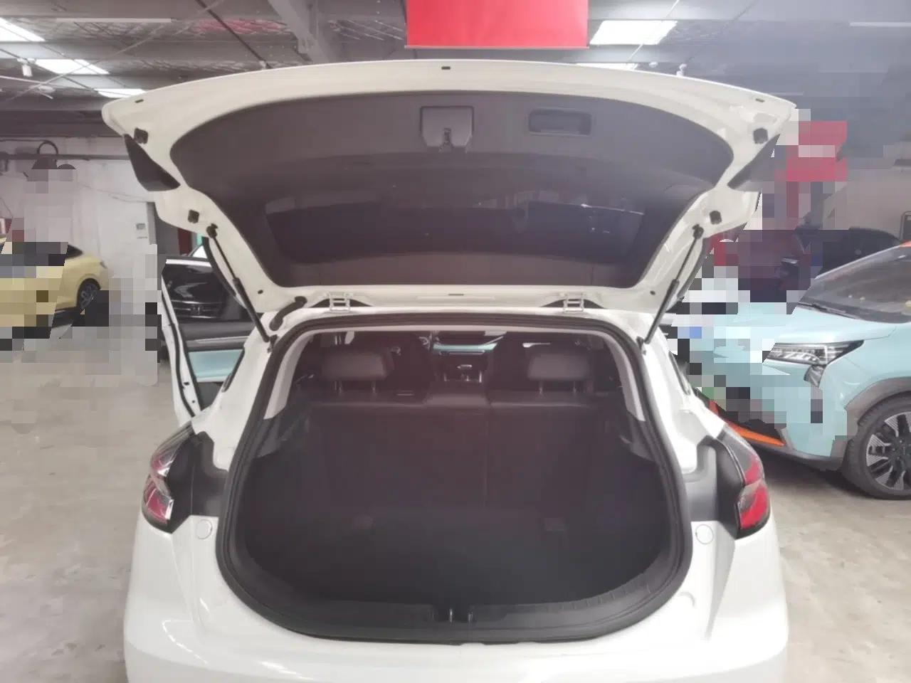 Geely Auto Emgrand S 2022 1.4T CVT Crossover Player Edition — миниатюра 22