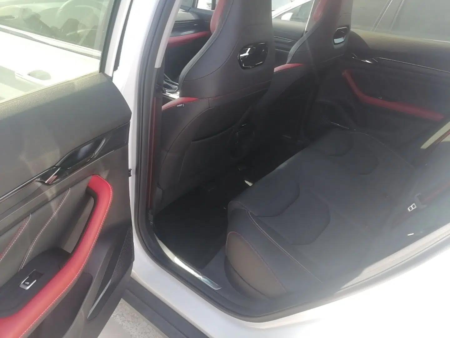 Geely Auto Emgrand S 2021 1.4T CVT Prestige Edition — миниатюра 20