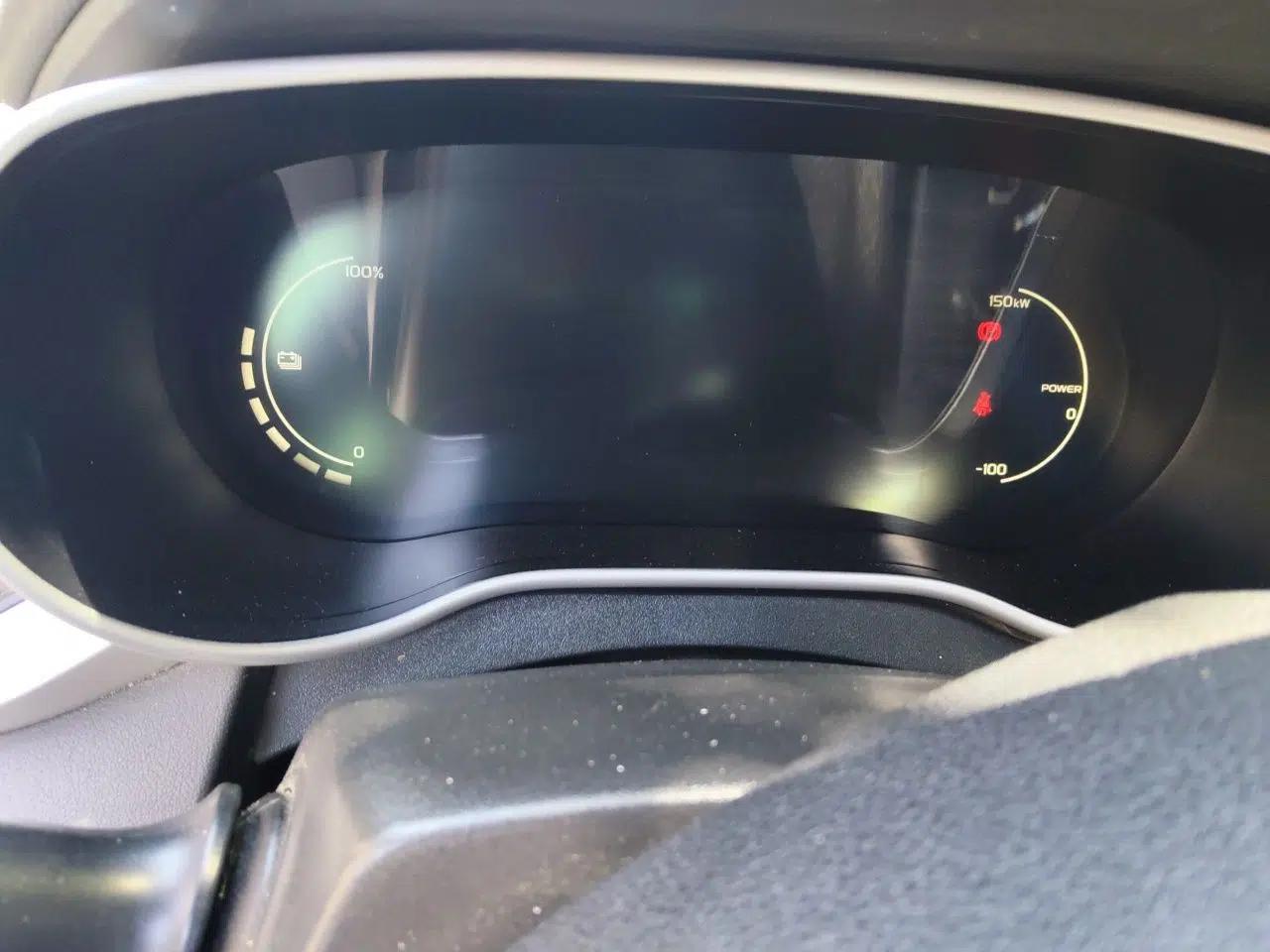 Geely Auto Emgrand New Energy 2018 EV450 Elite Model — миниатюра 13