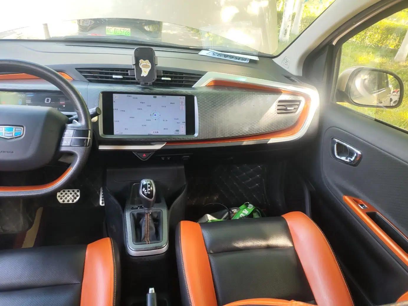 Geely Auto Vision X1 2017 1.3L Automatic Fun Edition — миниатюра 16