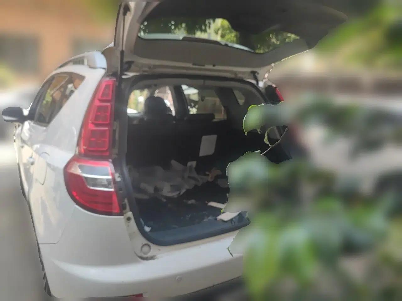 Geely Auto GX7 2014 1.8L Manual Entry-Level Model — миниатюра 20