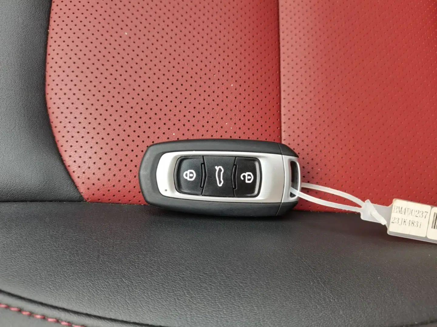Geely Auto Vision S1 2019 Upgraded Model 1.5L CVT Luxury Version — миниатюра 12