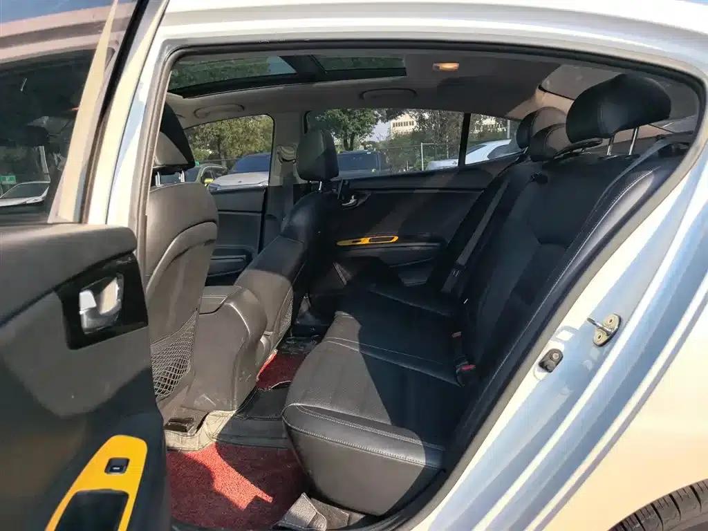 Kia K4 2014 1.8L Automatic GLS — миниатюра 9