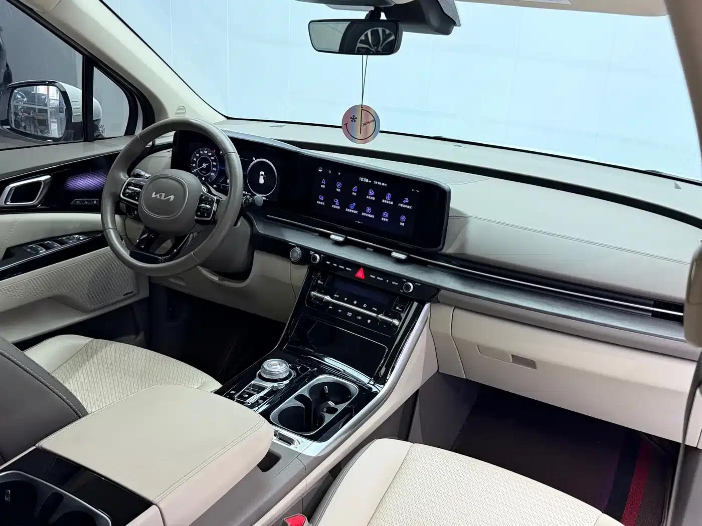 Carnival 2021 2.0T Flagship Edition — миниатюра 25