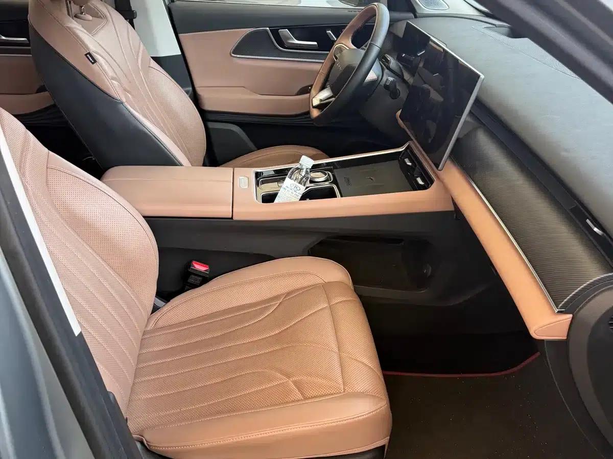 Chery Tiggo 8L 2024 2.0T 2WD Premium Edition 5-seater — миниатюра 5