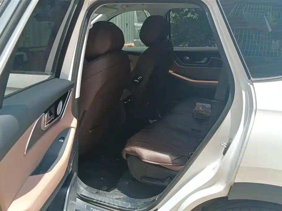 Chery Tiggo 8L 2024 2.0T 2WD Luxury 7-Seater — миниатюра 11