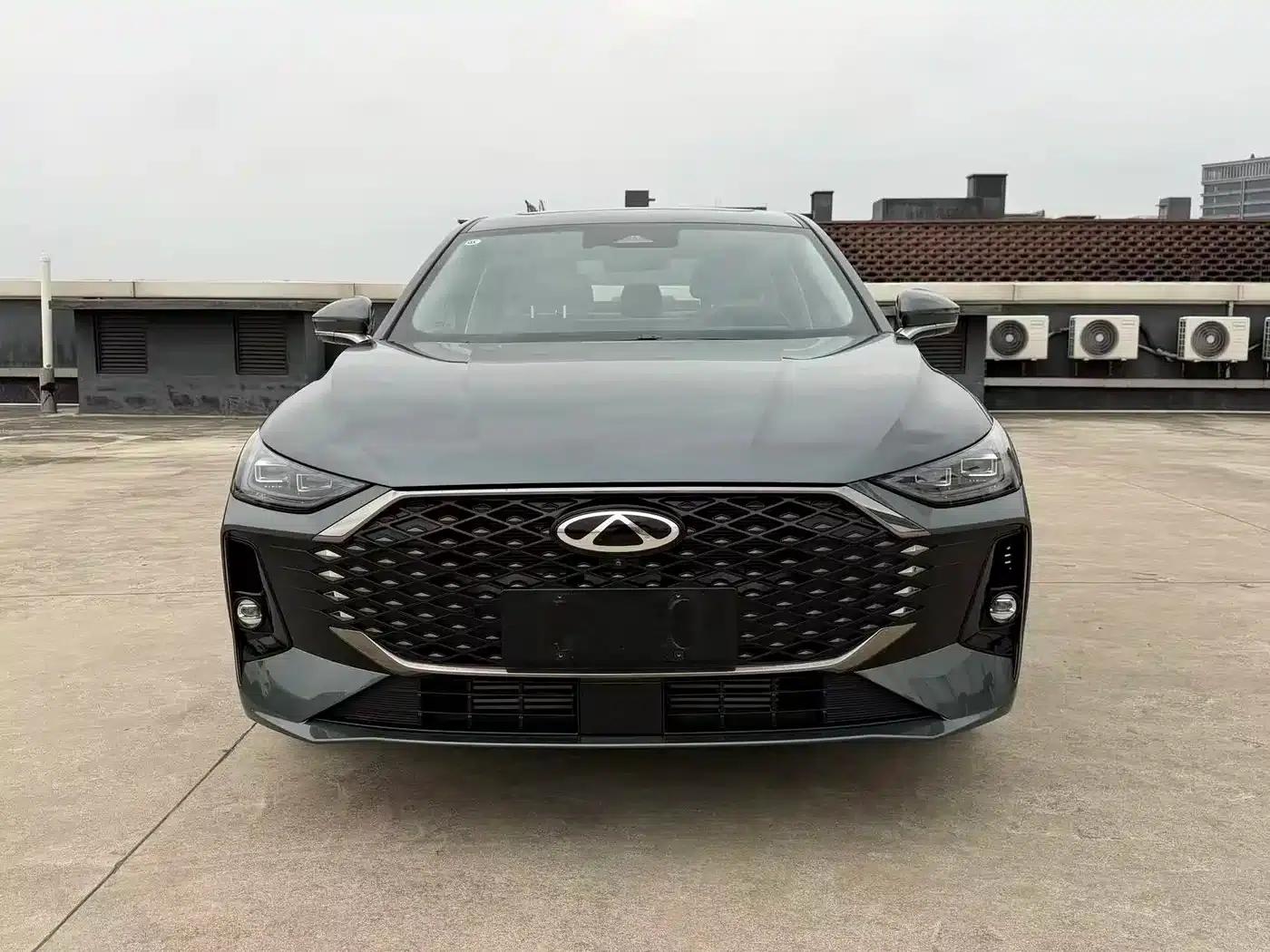 Chery Arrizo 8 PRO 2025 1.6T DCT Luxury Edition — миниатюра 2