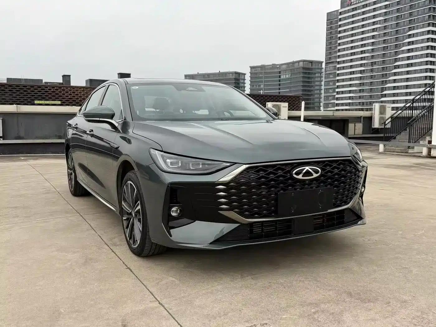 Chery Arrizo 8 PRO 2025 1.6T DCT Luxury Edition — миниатюра 3