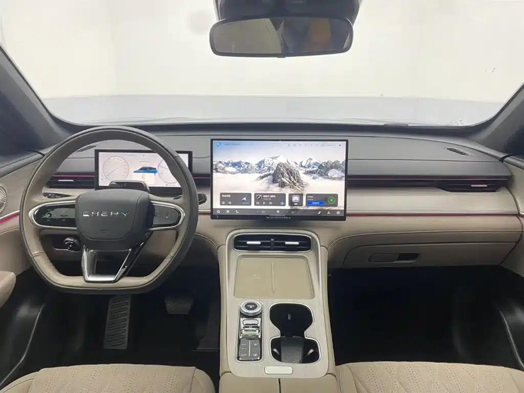 Chery Tiggo 8 PLUS C-DM 2025 1.5T 116km/h Premium 5-seater — миниатюра 14