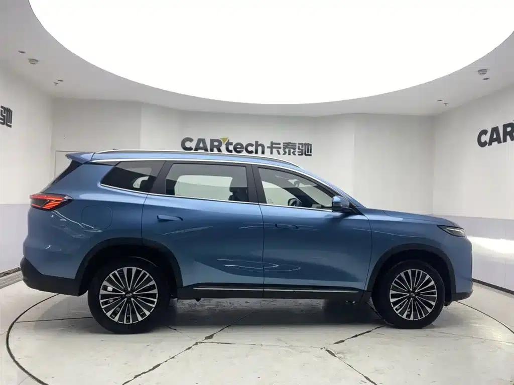 Chery Tiggo 8 PLUS C-DM 2025 1.5T 116km/h Premium 5-seater — миниатюра 4