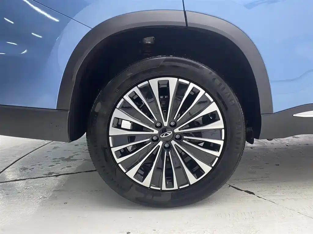 Chery Tiggo 8 PLUS C-DM 2025 1.5T 116km/h Premium 5-seater — миниатюра 10