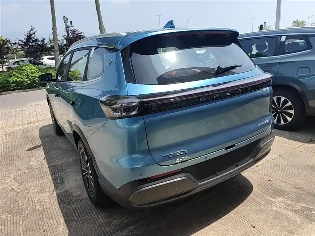 Chery Tiggo 8 PLUS C-DM 2025 1.5T 116km/h Premium 5-seater — миниатюра 5