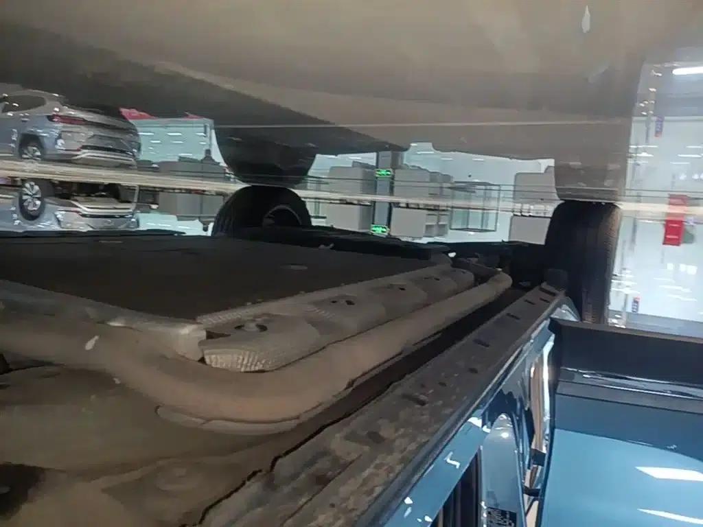 Chery Tiggo 8 PLUS C-DM 2025 1.5T 116km/h Premium 5-seater — миниатюра 21