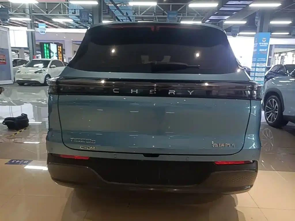 Chery Tiggo 8 PLUS C-DM 2025 1.5T 116km/h Premium 5-seater — миниатюра 6