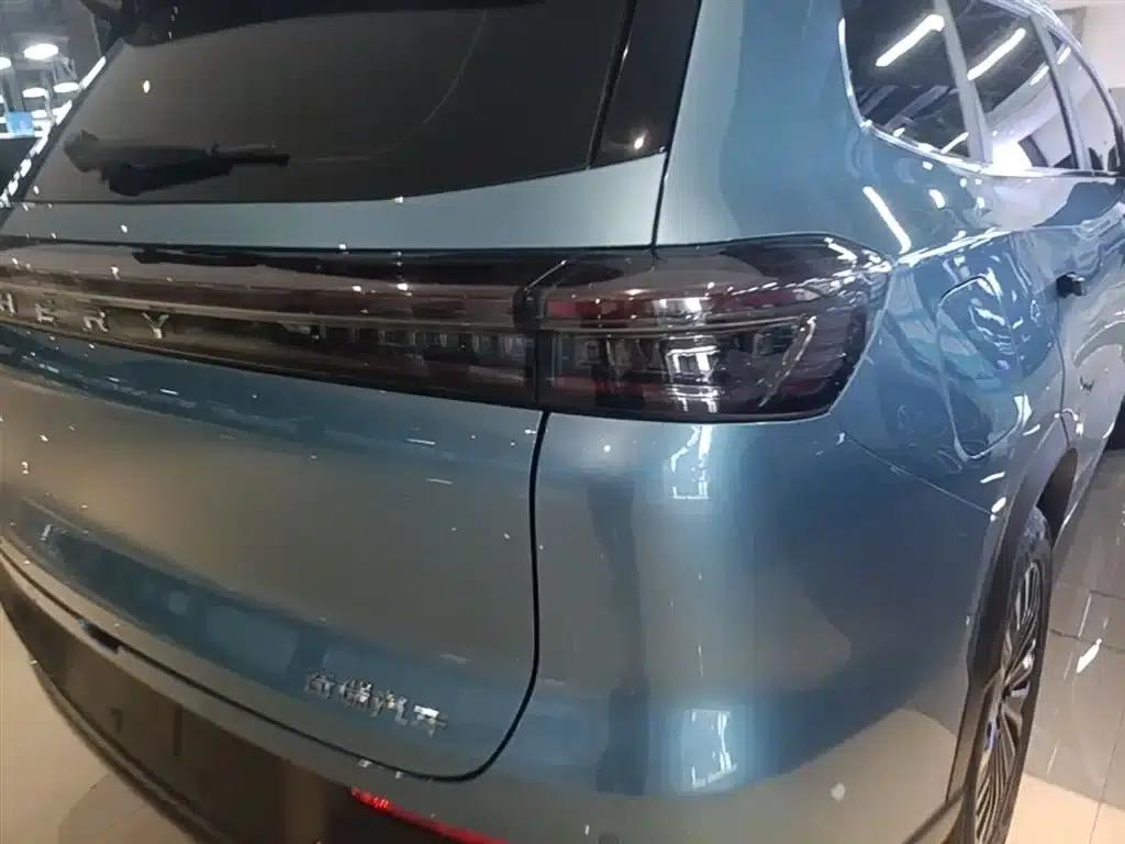 Chery Tiggo 8 PLUS C-DM 2025 1.5T 116km/h Premium 5-seater — миниатюра 8