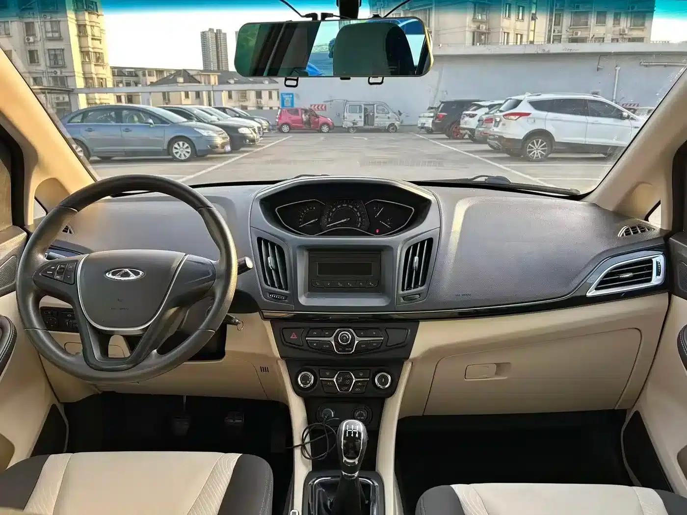 Chery Arrizo M7 2015 1.8L Manual Comfort Edition 232 Seats — миниатюра 5
