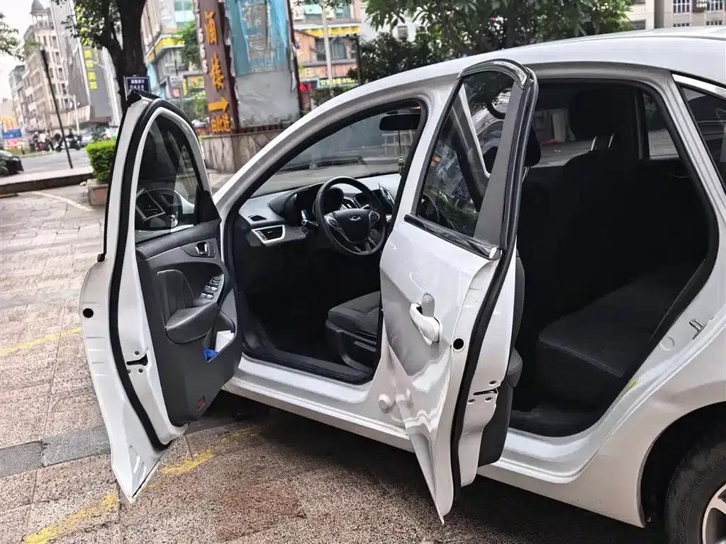 Chery Arrizo 7e 2016 1.6L e-Premium Edition — миниатюра 12