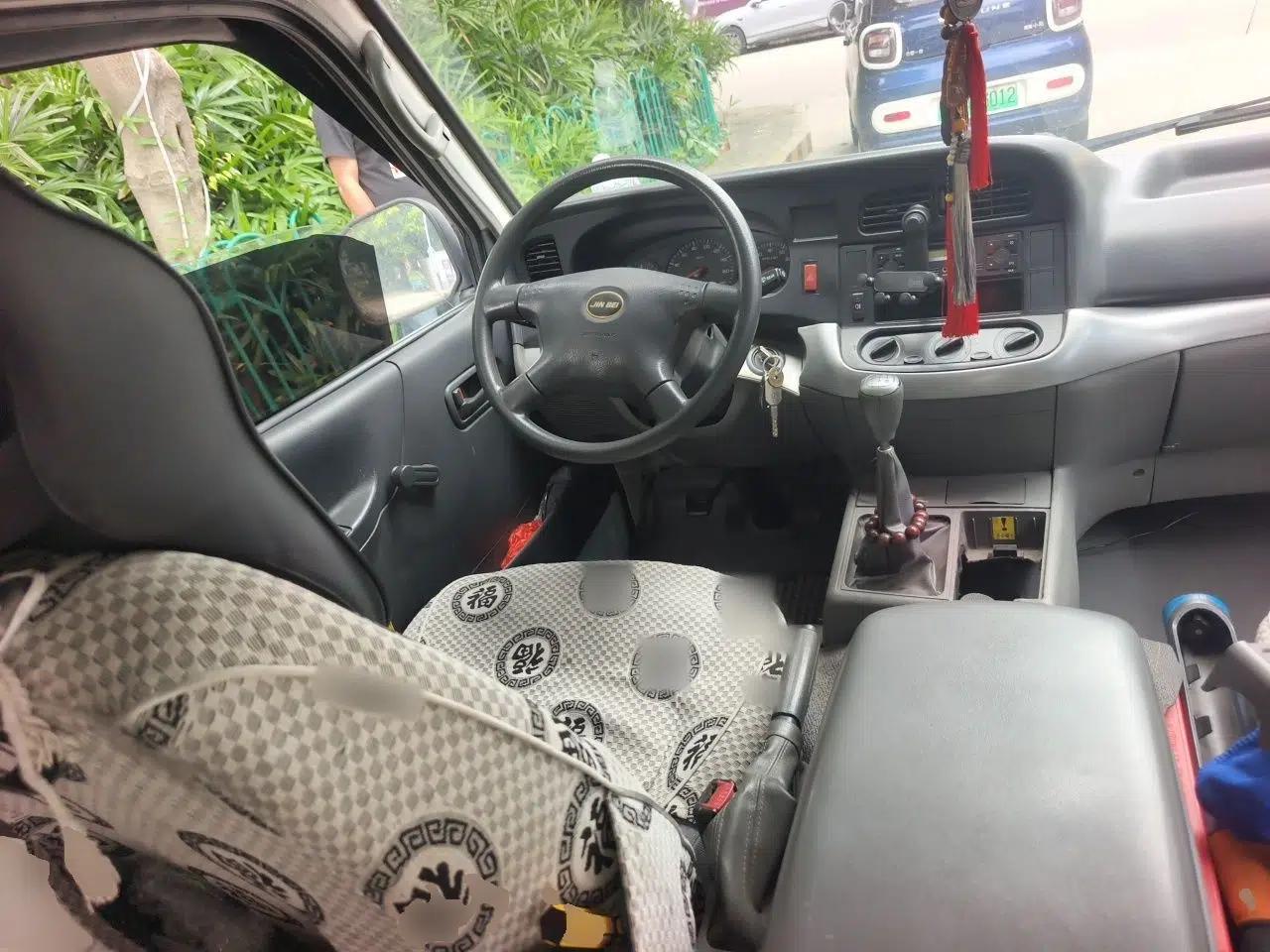Jinbei Hiace 2011 2.0L 5th Generation Kuaiyunwang Luxury Edition 4G19 — миниатюра 11
