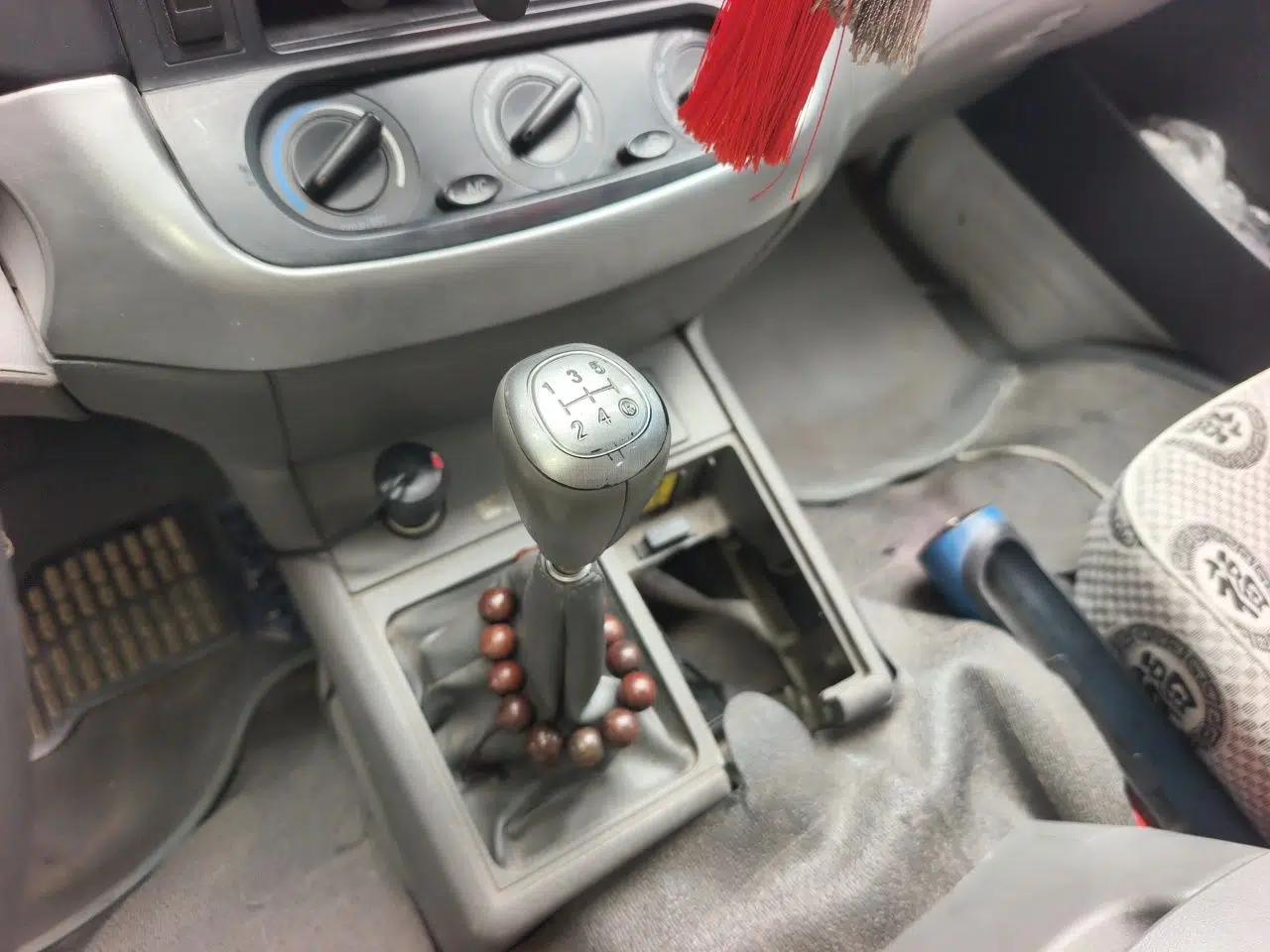 Jinbei Hiace 2011 2.0L 5th Generation Kuaiyunwang Luxury Edition 4G19 — миниатюра 15