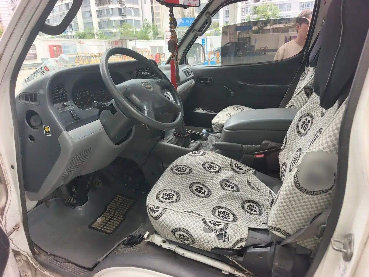 Jinbei Hiace 2011 2.0L 5th Generation Kuaiyunwang Luxury Edition 4G19 — миниатюра 16