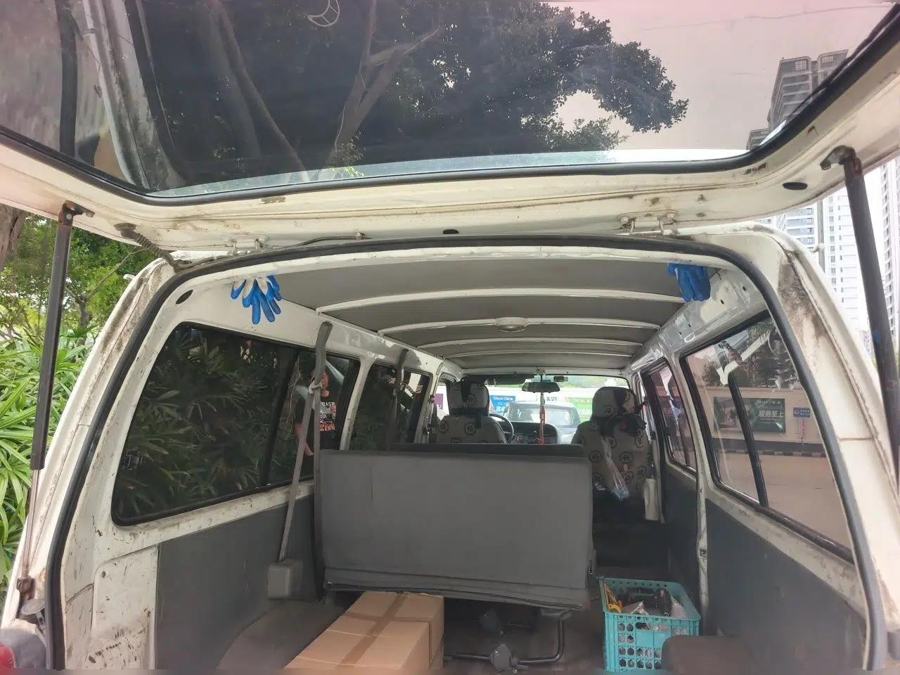 Jinbei Hiace 2011 2.0L 5th Generation Kuaiyunwang Luxury Edition 4G19 — миниатюра 20