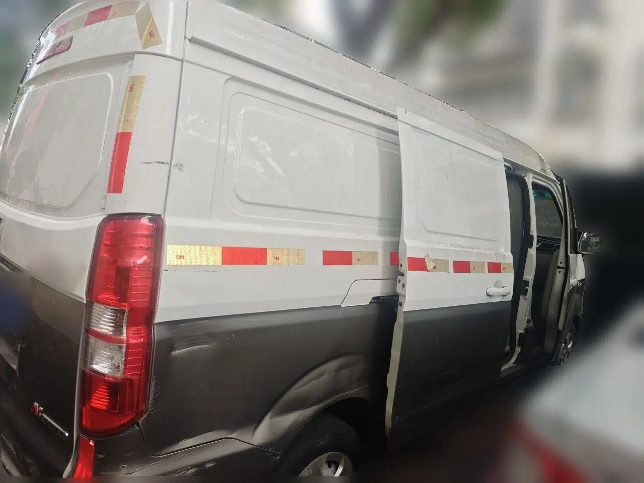 Jinbei New Hiace X30L 2021 1.5L Wealth Van Non-Air-Conditioned Version China VI Standard SWC15M — миниатюра 5