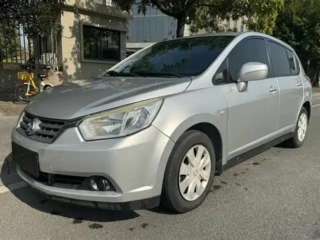 Venucia R50 2014 1.6L Automatic Premium Edition