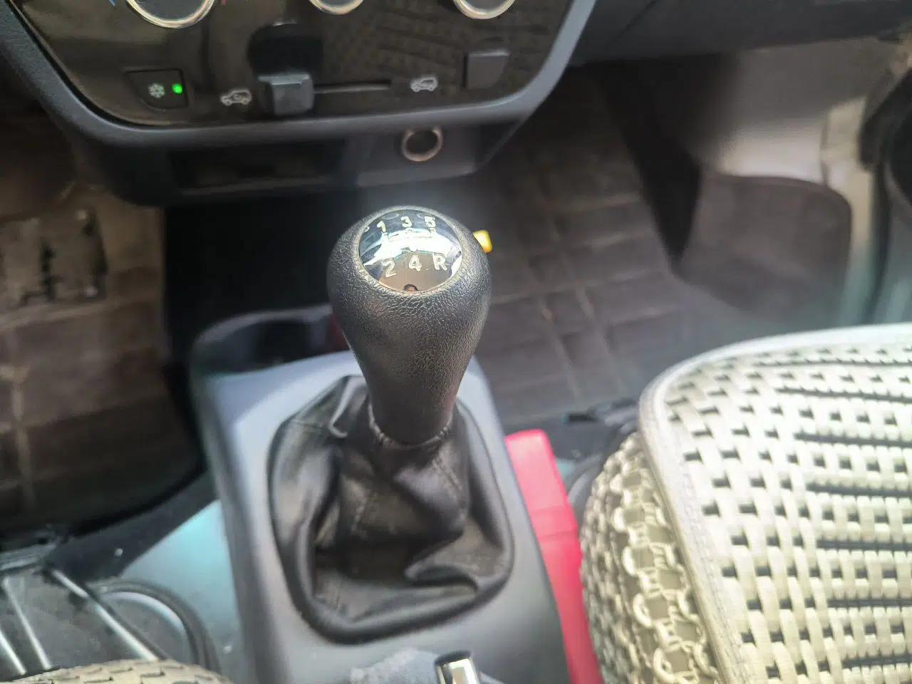Jinbei Hiace X30 2021 1.5L Wealthy Edition Bus China VI Standard SWC15M — миниатюра 15