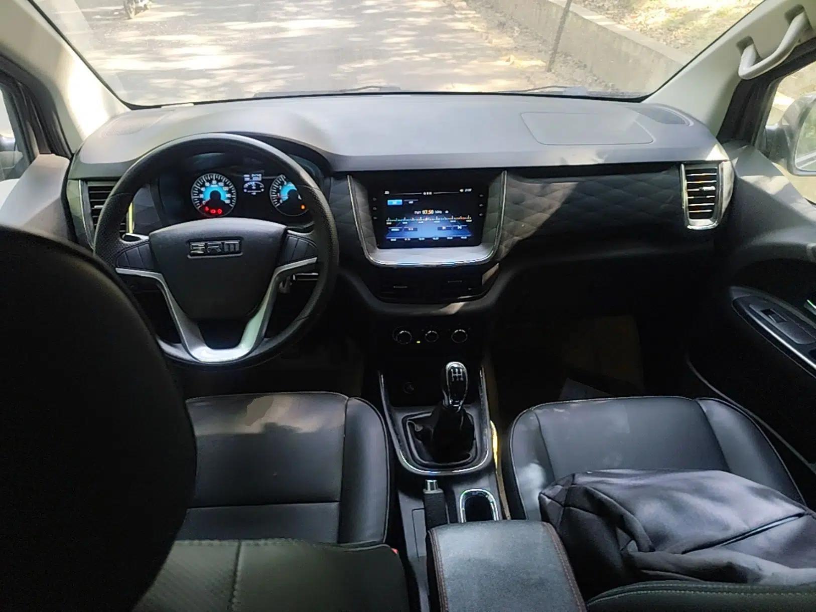 Jinbei Gold Hiace 2023 1.5L Passenger Van Travel Lion 5/6/7-Seater with Central Air Conditioning — миниатюра 13