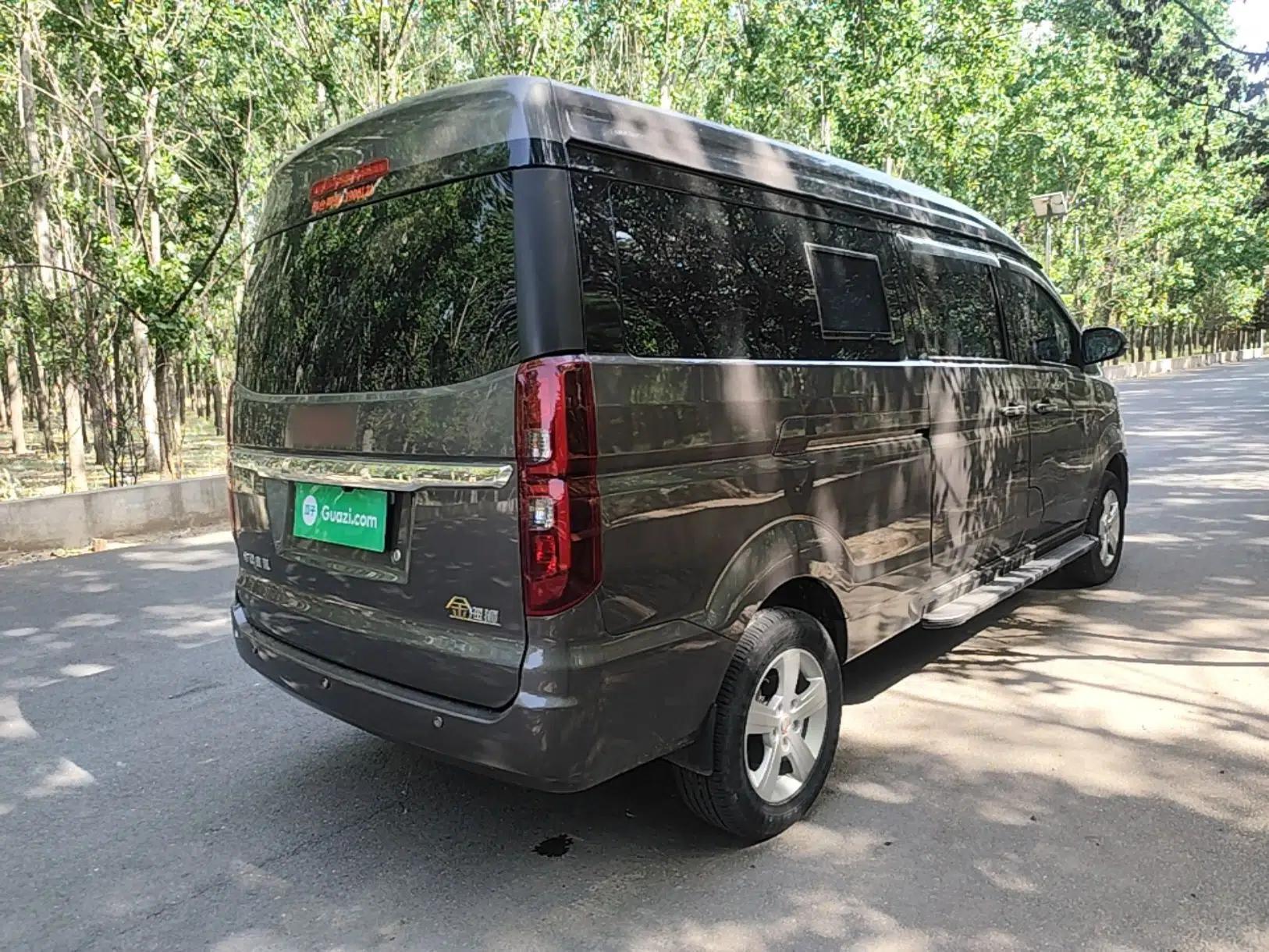 Jinbei Gold Hiace 2023 1.5L Passenger Van Travel Lion 5/6/7-Seater with Central Air Conditioning — миниатюра 6