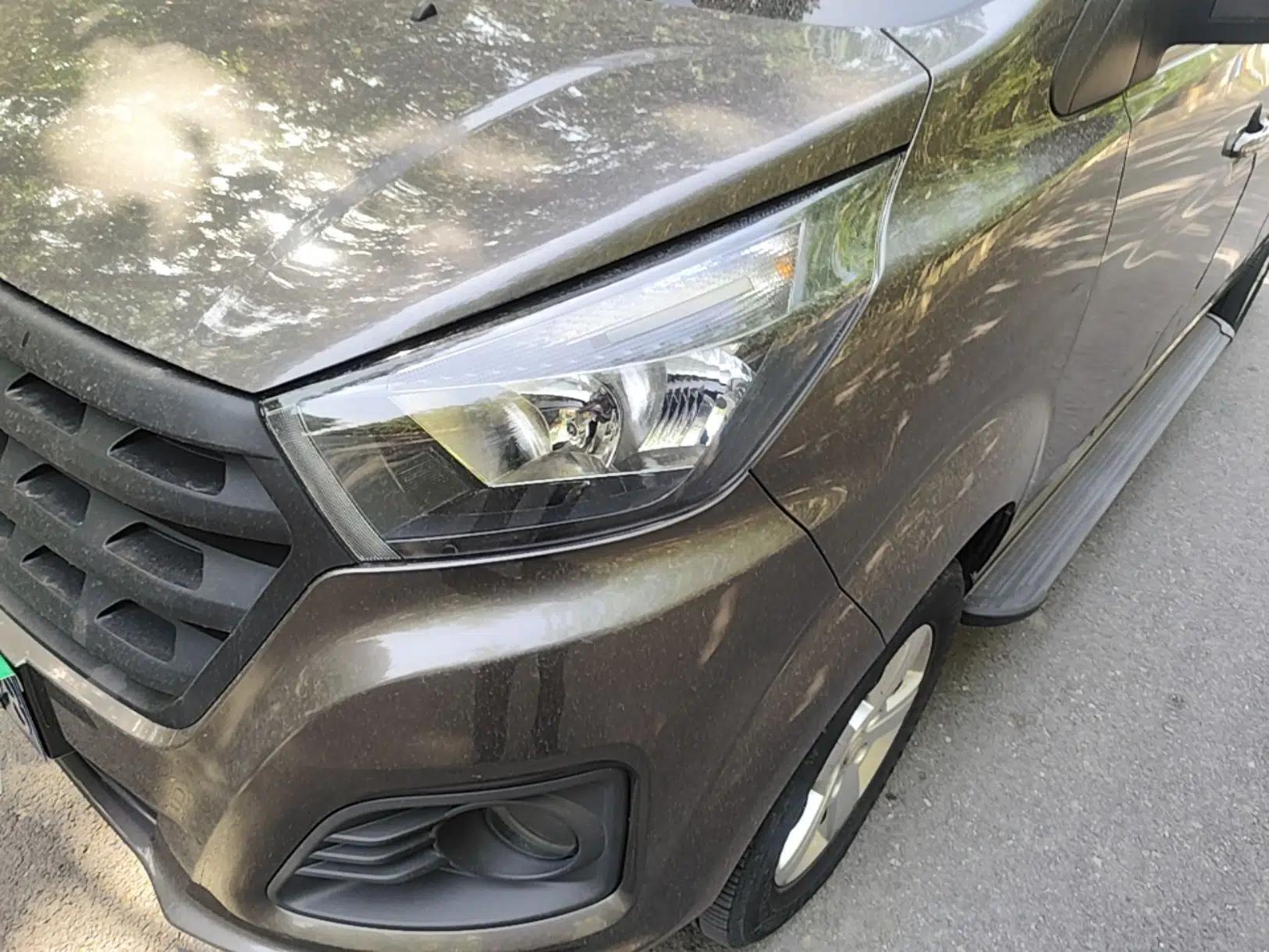 Jinbei Gold Hiace 2023 1.5L Passenger Van Travel Lion 5/6/7-Seater with Central Air Conditioning — миниатюра 9