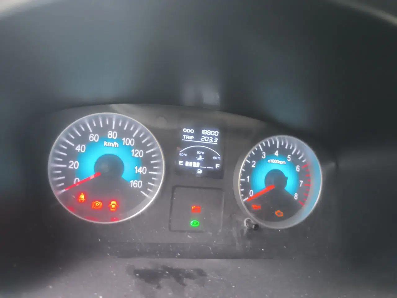 Jinbei Gold Hiace 2024 2.0L Travel Lion Passenger Vehicle 5/6/7-Seater CNG Central Air Conditioning — миниатюра 13