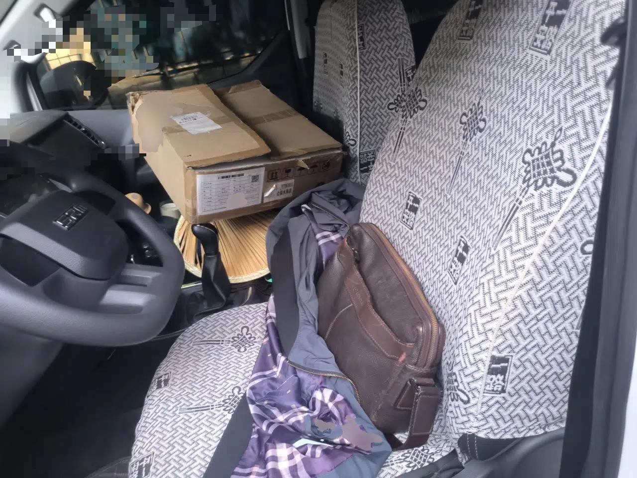 Jinbei Gold Hiace 2024 2.0L Travel Lion Passenger Vehicle 5/6/7-Seater CNG Central Air Conditioning — миниатюра 16