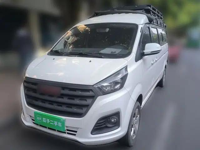 Jinbei Gold Hiace 2024 2.0L Travel Lion Passenger Vehicle 5/6/7-Seater CNG Central Air Conditioning