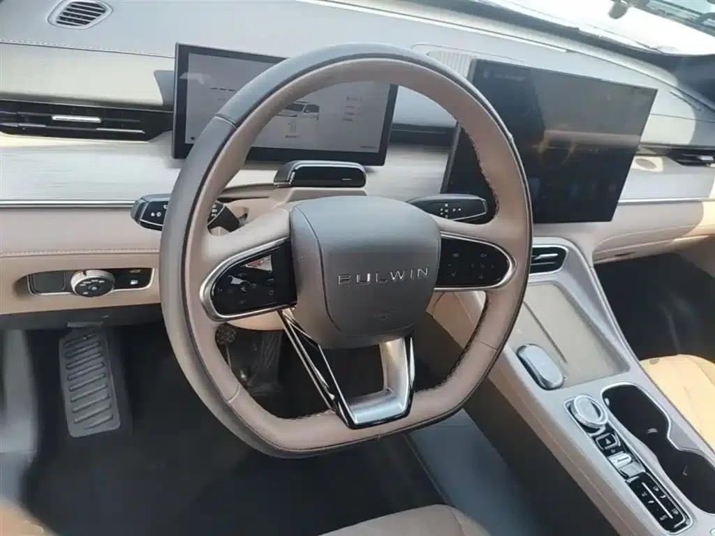 Fengyun T8 2025 1.5T 130km Premium Edition 5-seater — миниатюра 11