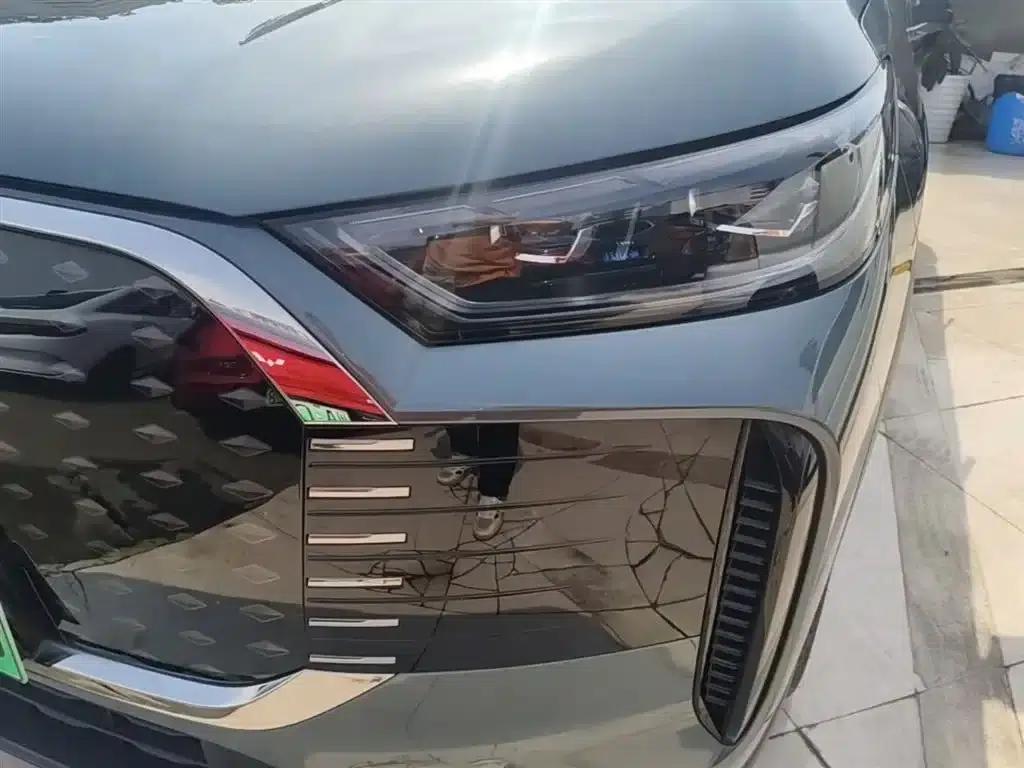 Fengyun T8 2025 1.5T 130km Premium Edition 5-seater — миниатюра 24