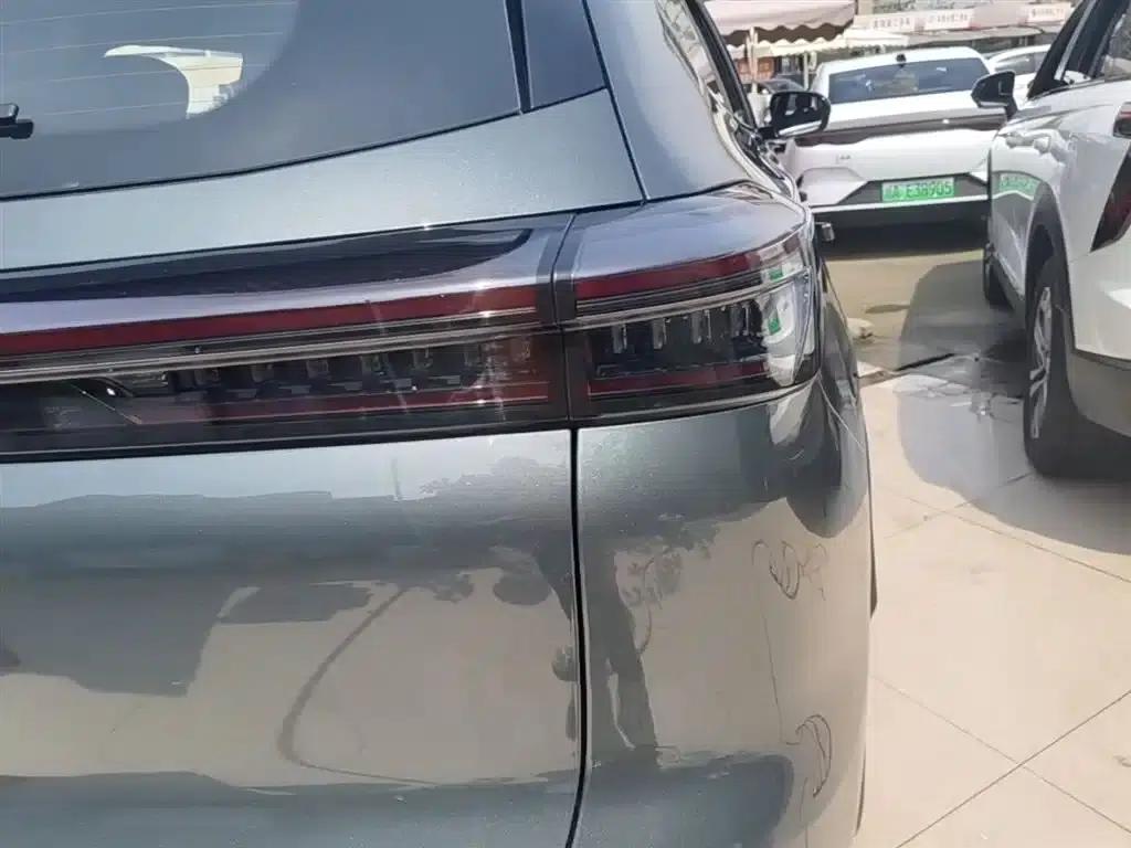 Fengyun T8 2025 1.5T 130km Premium Edition 5-seater — миниатюра 8