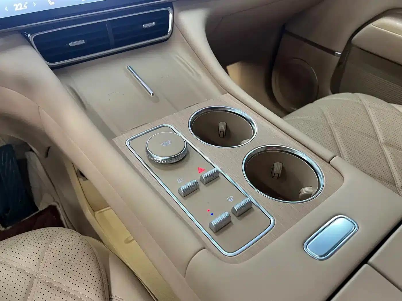 Fengyun T11 2026 Model 220 Rear-Wheel Drive Dual IMAX Cinema Edition — миниатюра 12