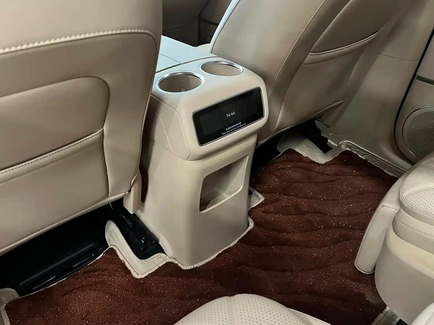 Fengyun T11 2026 Model 220 Rear-Wheel Drive Dual IMAX Cinema Edition — миниатюра 10