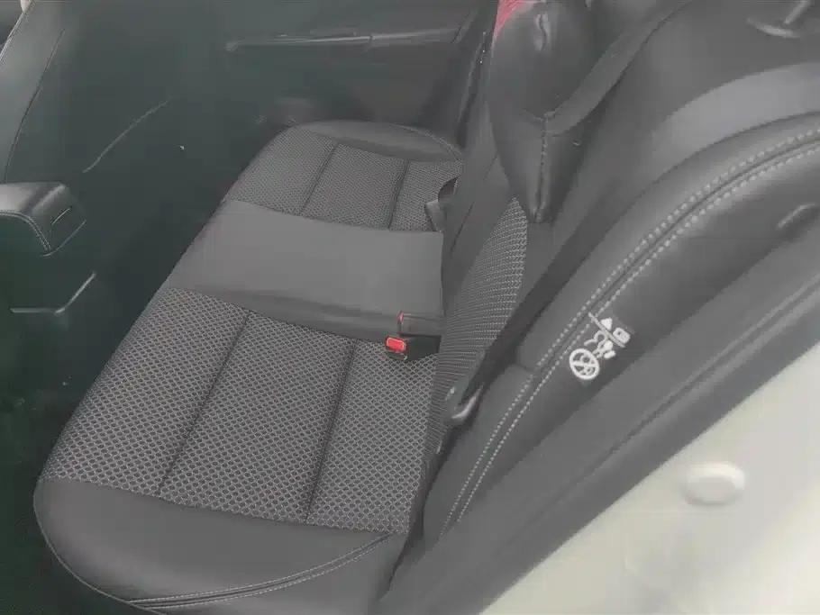 Nissan Kicks 2019 1.5L CVT Smart Connect Premium Edition — миниатюра 11