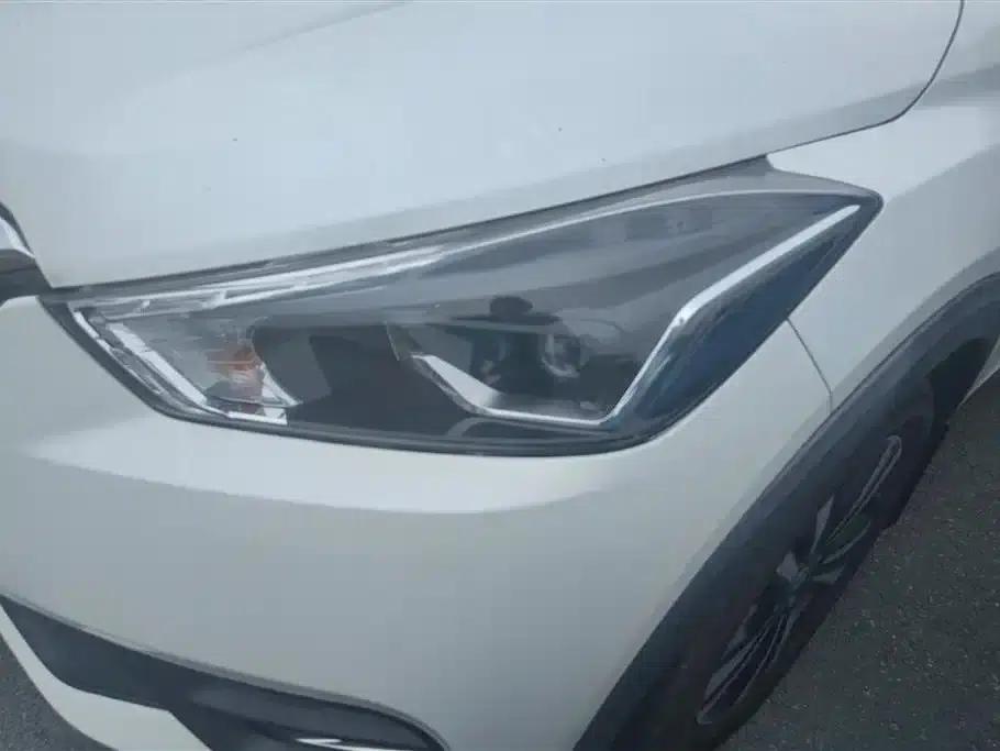 Nissan Kicks 2019 1.5L CVT Smart Connect Premium Edition — миниатюра 5