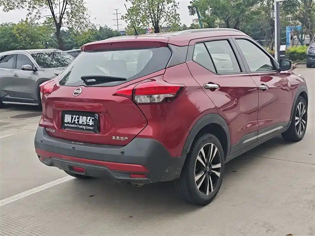 Nissan Kicks 2020 1.5L XV CVT Smart Luxury Edition — миниатюра 4